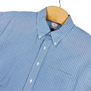 Brooks Brothers 346 Mens XL Striped Seersucker Short Sleeve Button Down Shirt